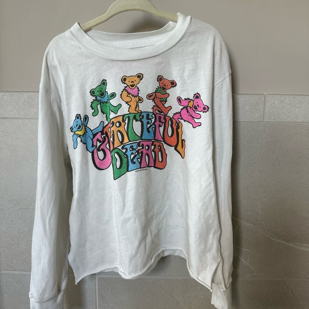 NEVER WORN- Rowdy Sprout long sleeve t